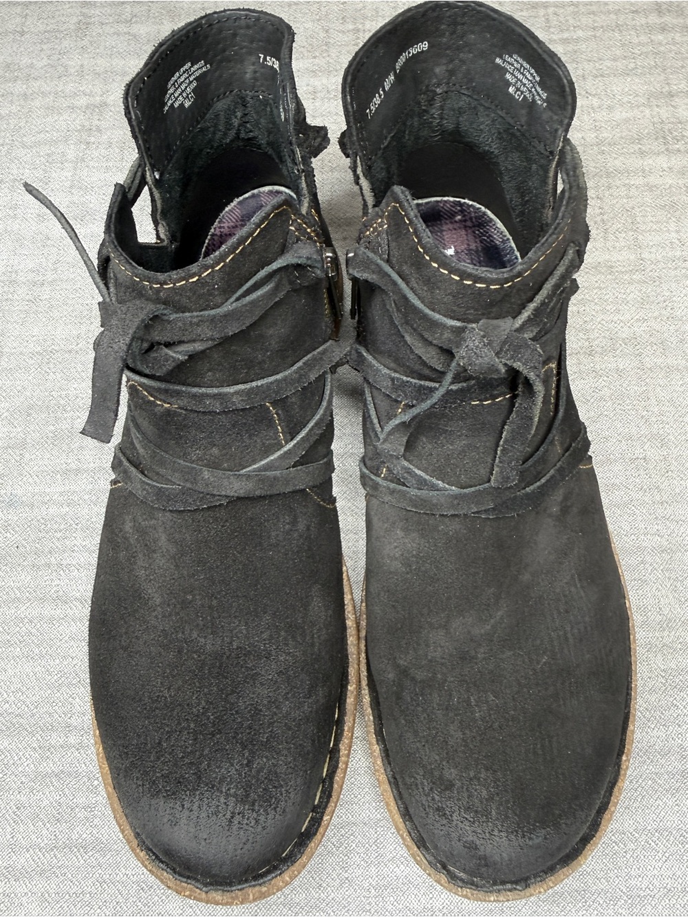 Born Tarkiln Black Distressed Leather Ankle Boots 7.5 - Picture 6 of 16